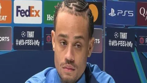 加拿大助教：阿方索遭撞击后不适，医生正在诊断伤情